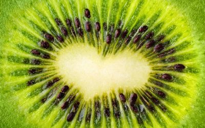 ¿Cómo contribuye el kiwi verde al buen funcionamiento del corazón?